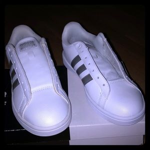 ADIDAS advantage STR white silver size 6.5
